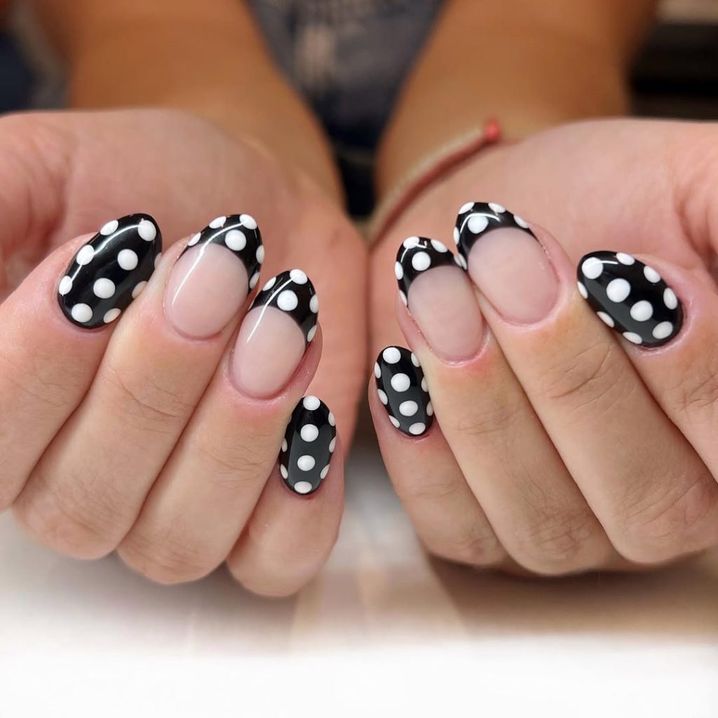 Big Retro Dots
