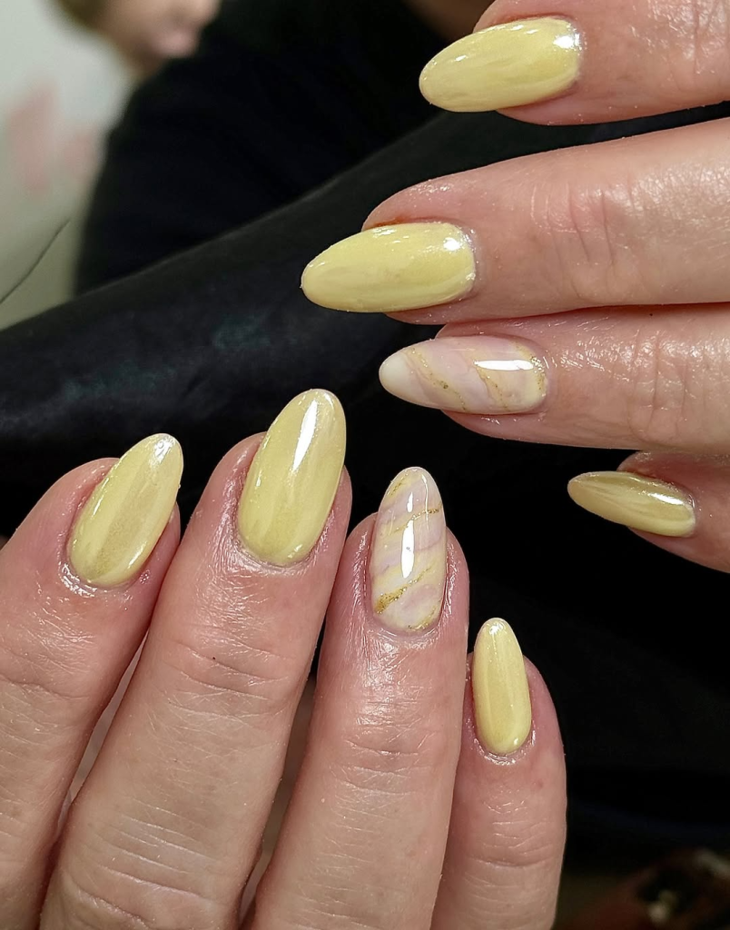 Butter Yellow Marble Nails