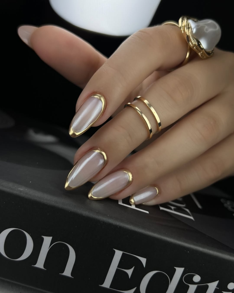 Nude with Gold