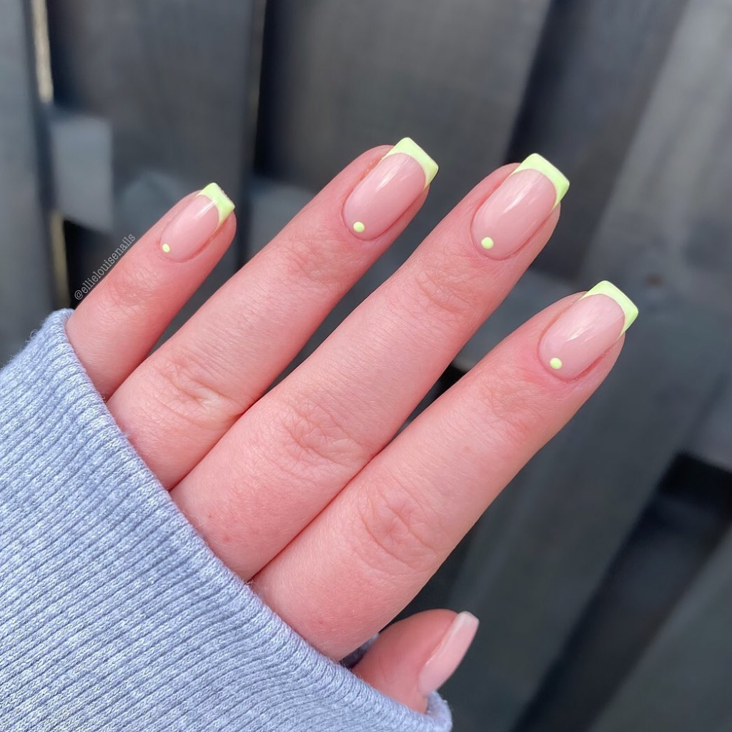 Bold Neon Tips