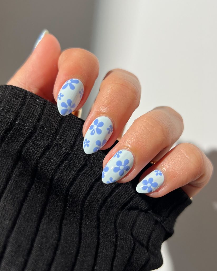 Blue Floral Pop Art Nails