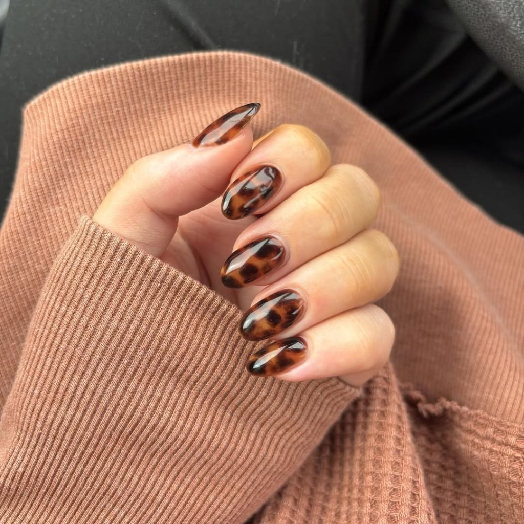 Tortoise Shell Nails