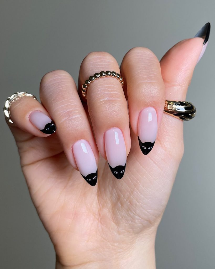 Black Cat French Tips