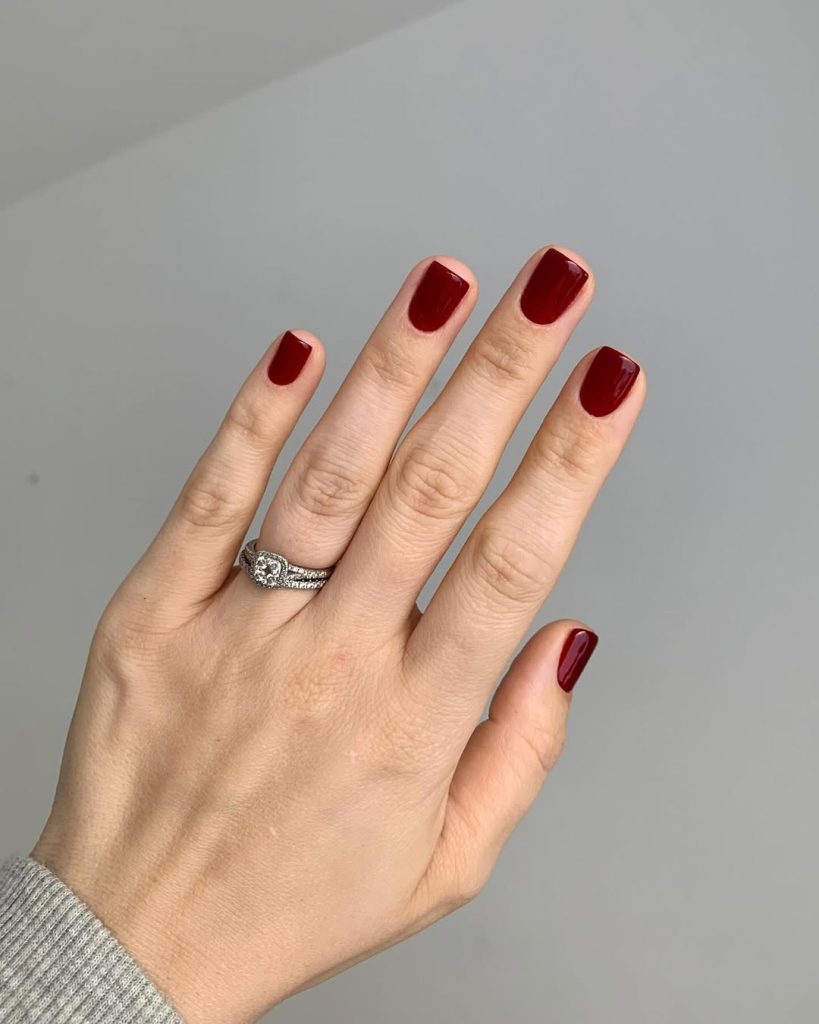 Red Short Square Minimal Nails