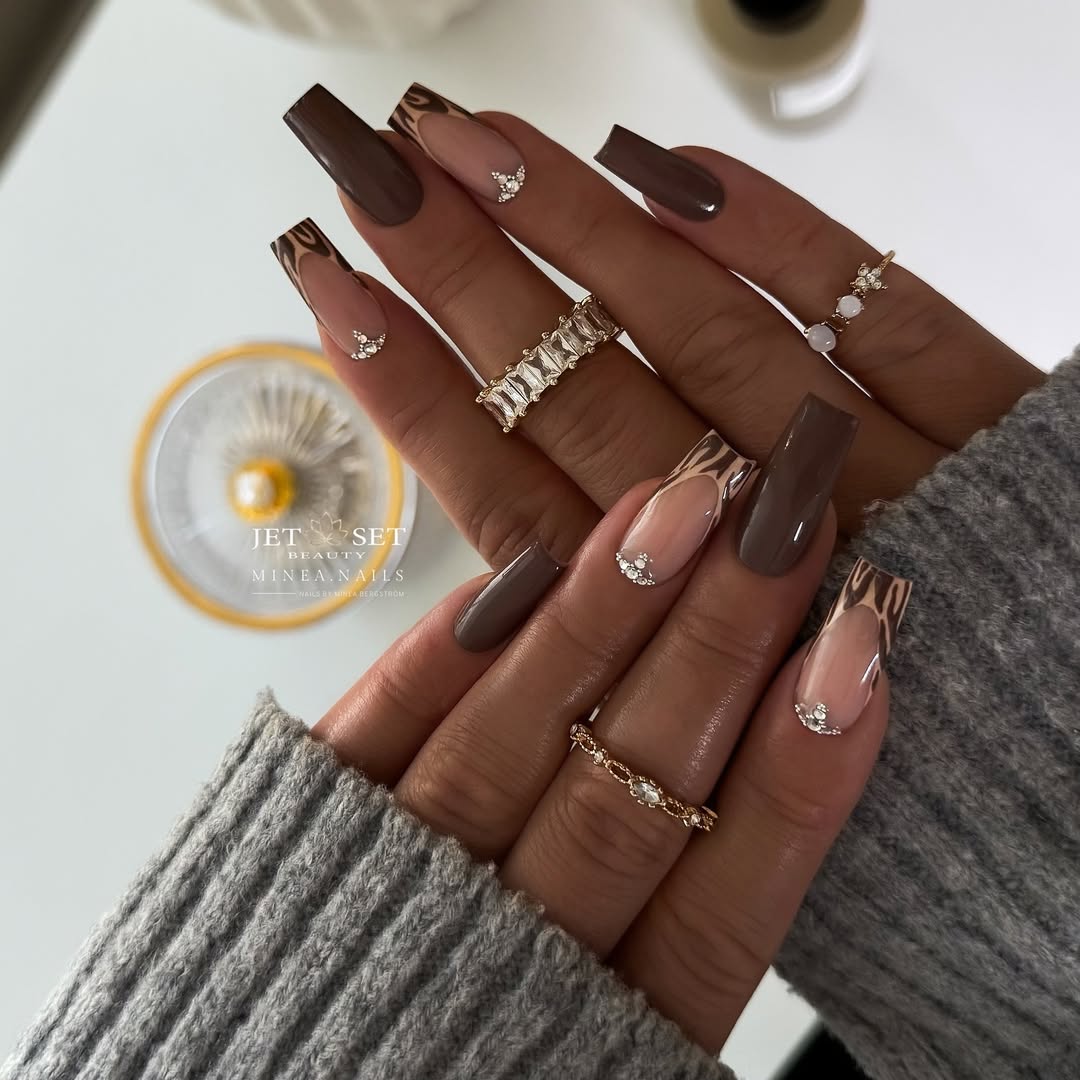 Luxe Neutral Leopard French