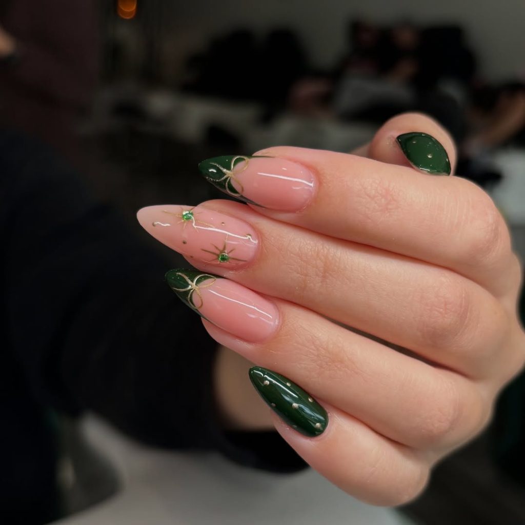 Elegant Green Christmas Bows