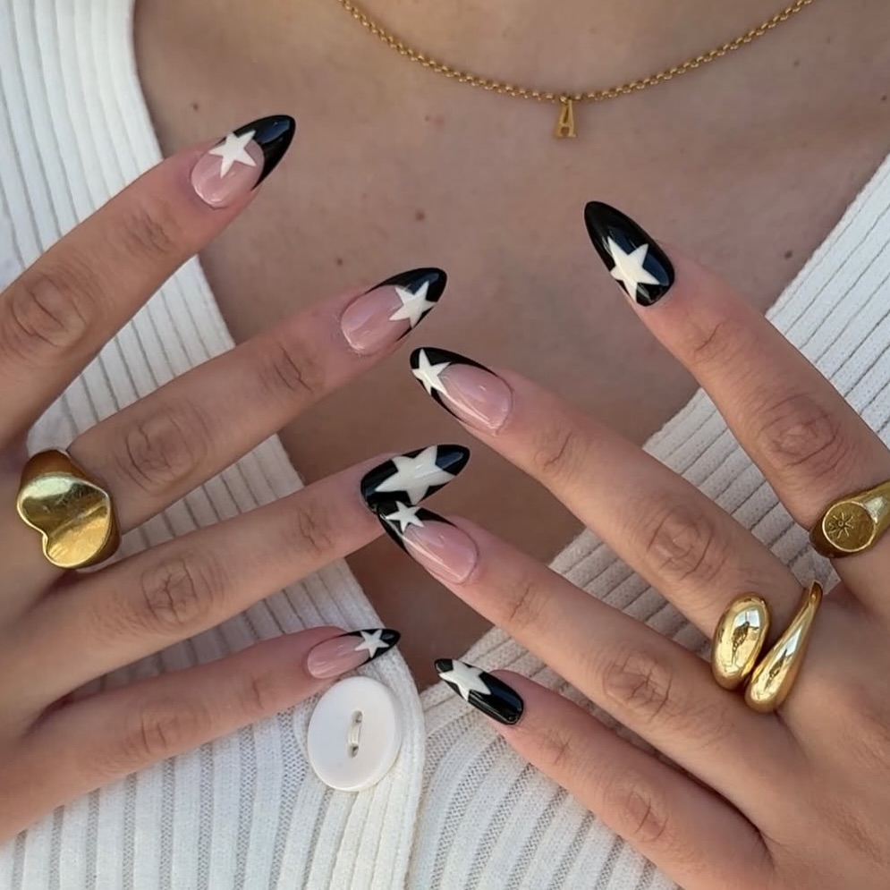 Black & White Star French