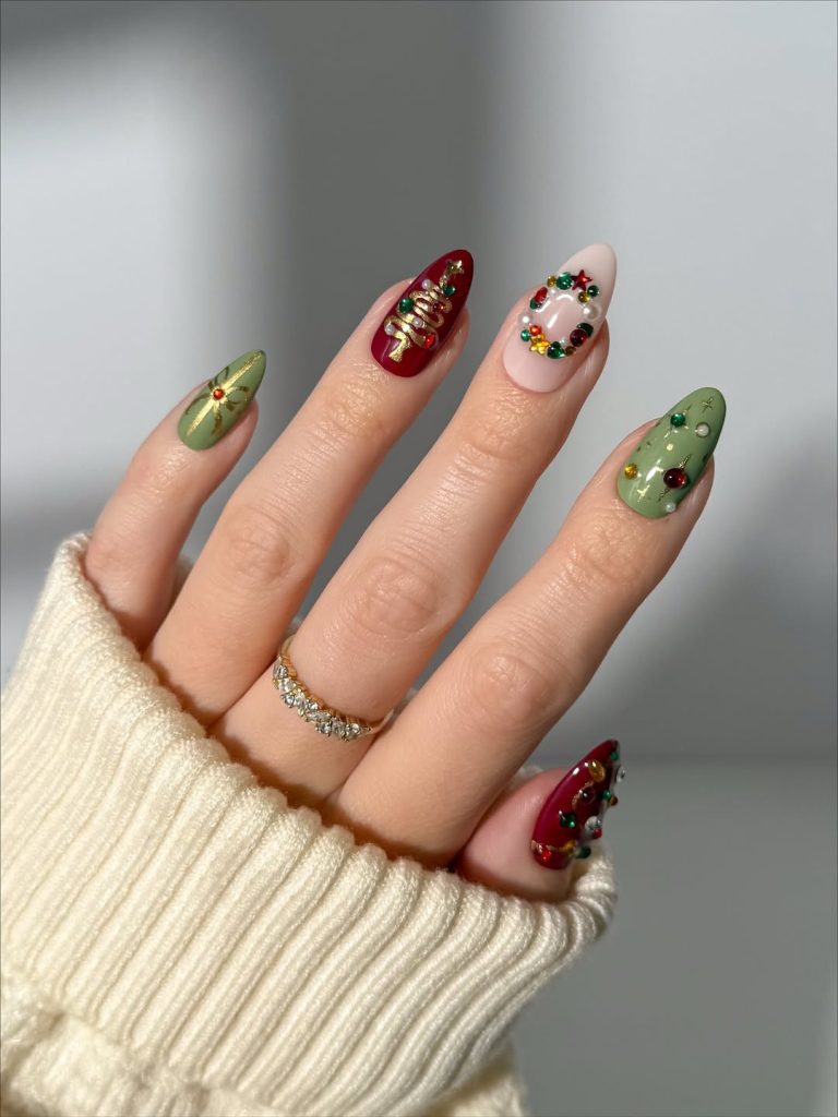 Green & Red Ornament