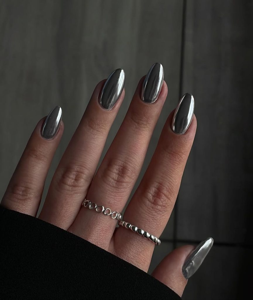Silver Chrome Mirror Nails