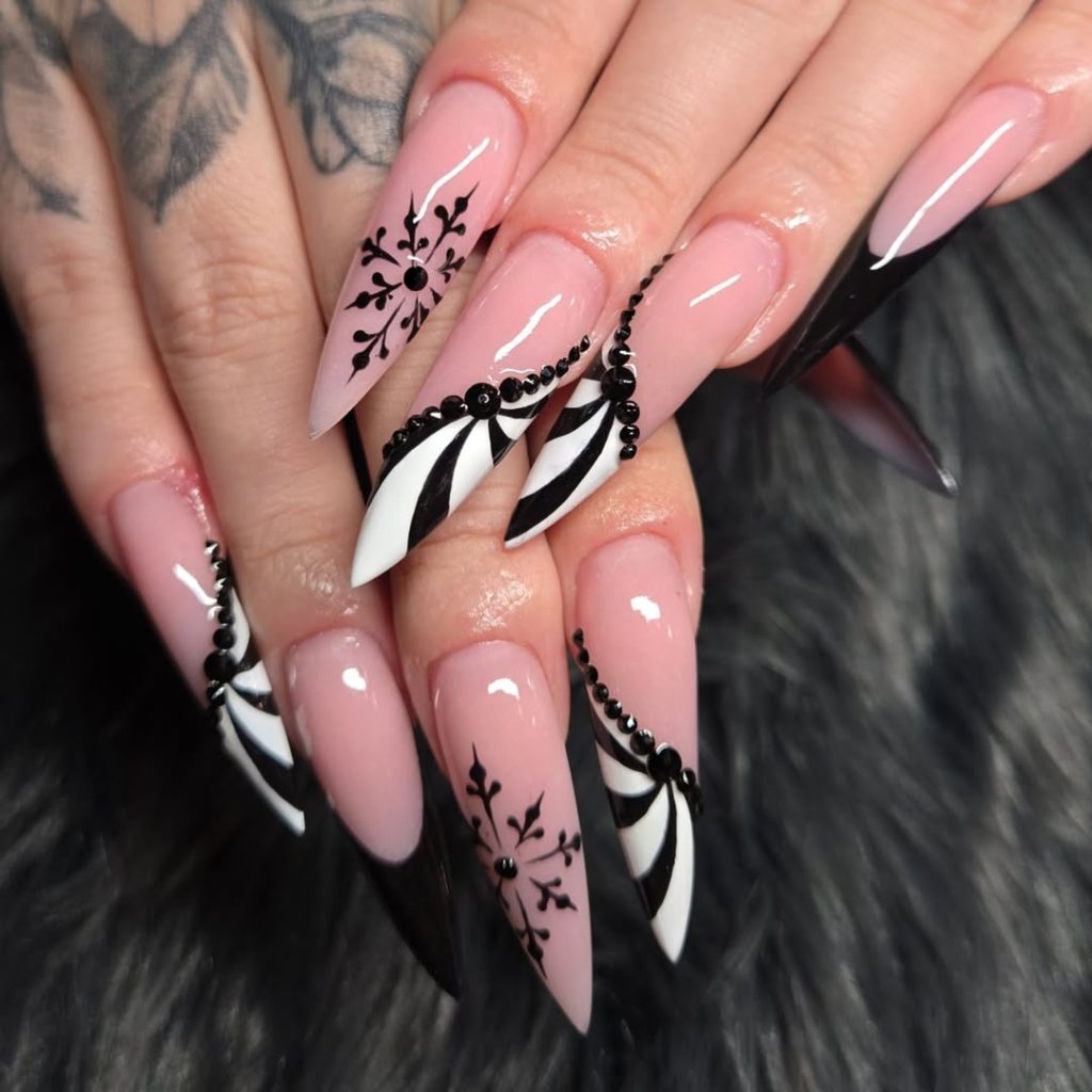 Candy Cane Swirl Nails