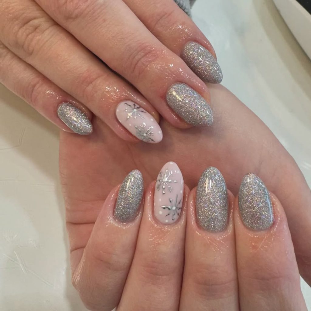 Silver Snowflake Accent Nail