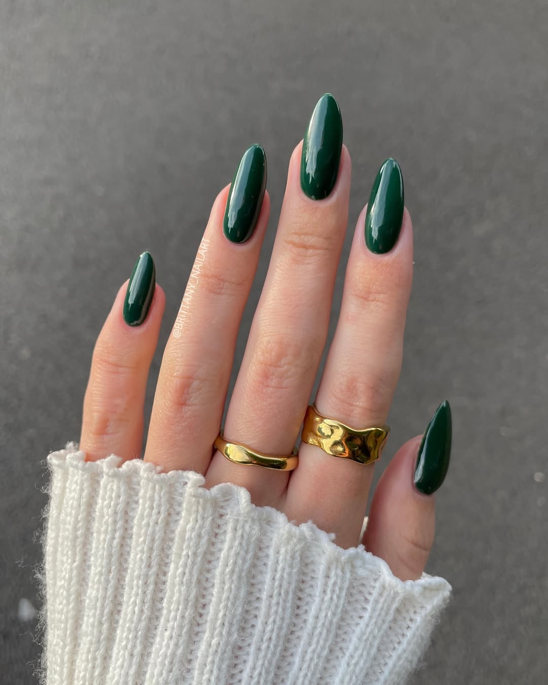 Dark Forest Green Nails