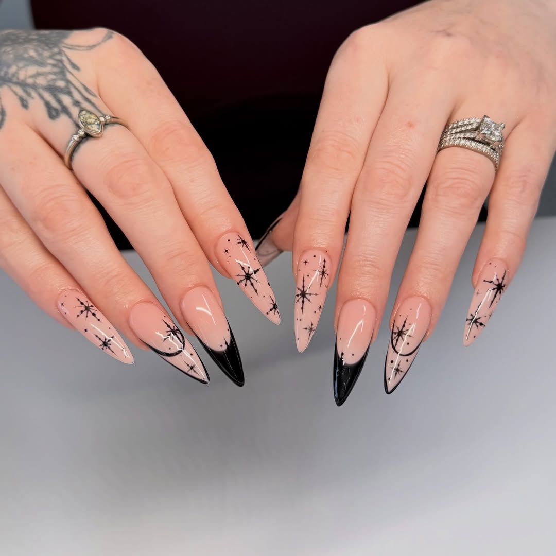 Stiletto Black Star Accents