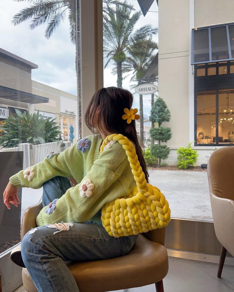 Chunky Sweater with Skinny Jeans