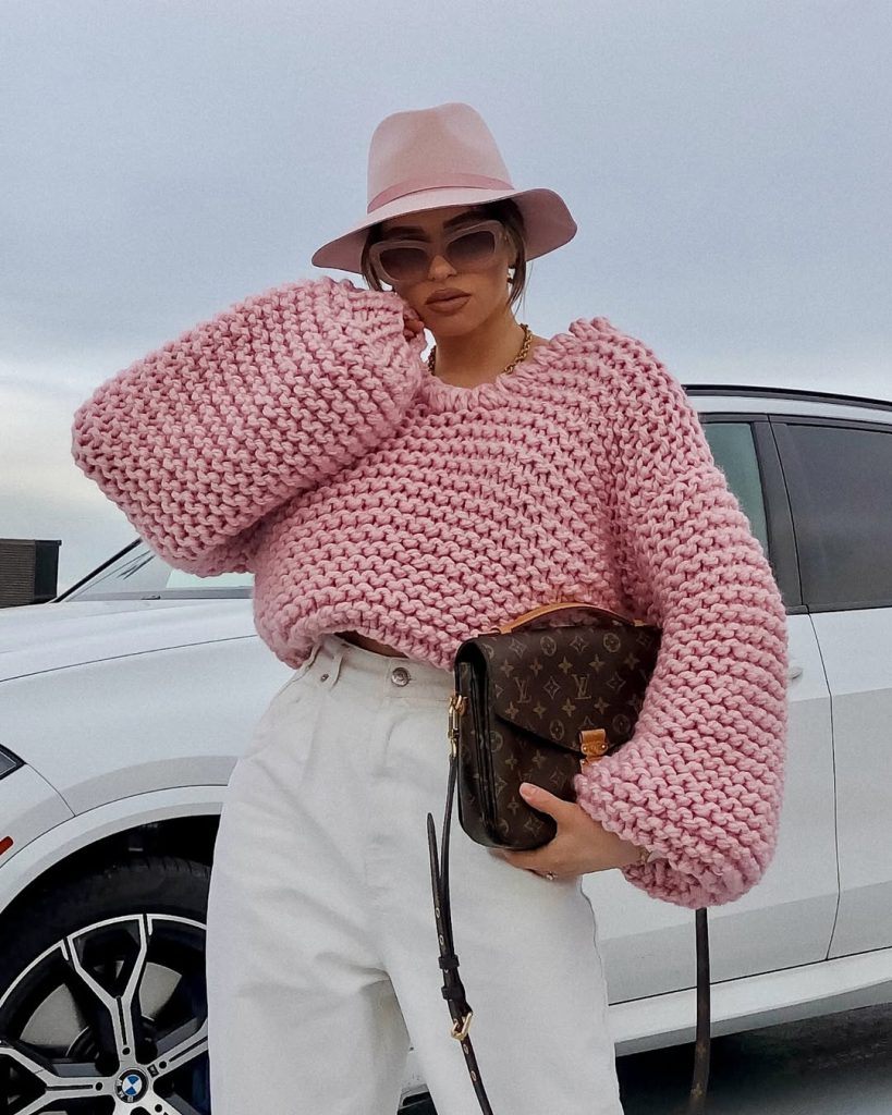 Cropped Sweater & High-Waist Pants