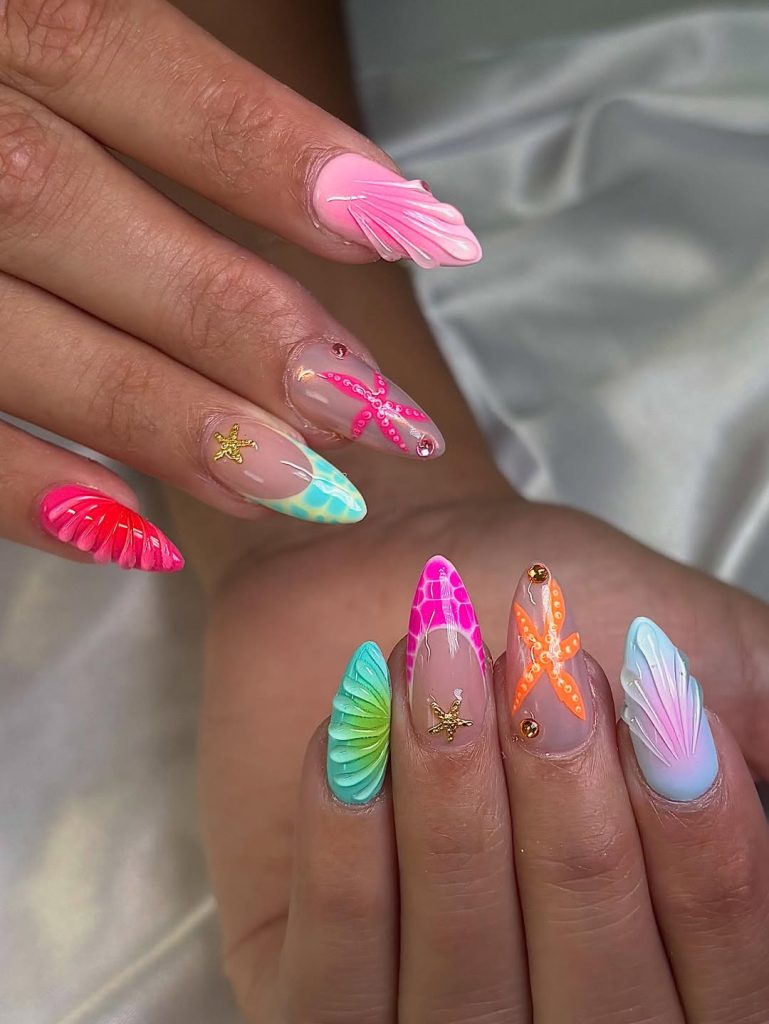 Mermaid Reef Nails