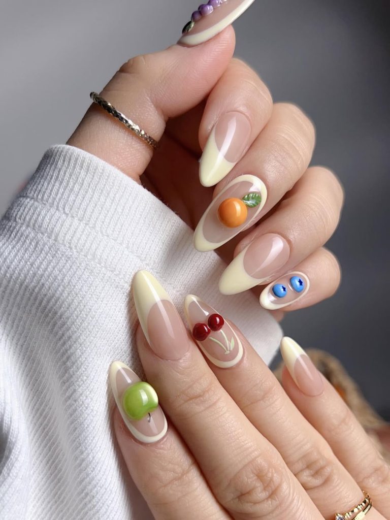 Minimal Fruit Chic