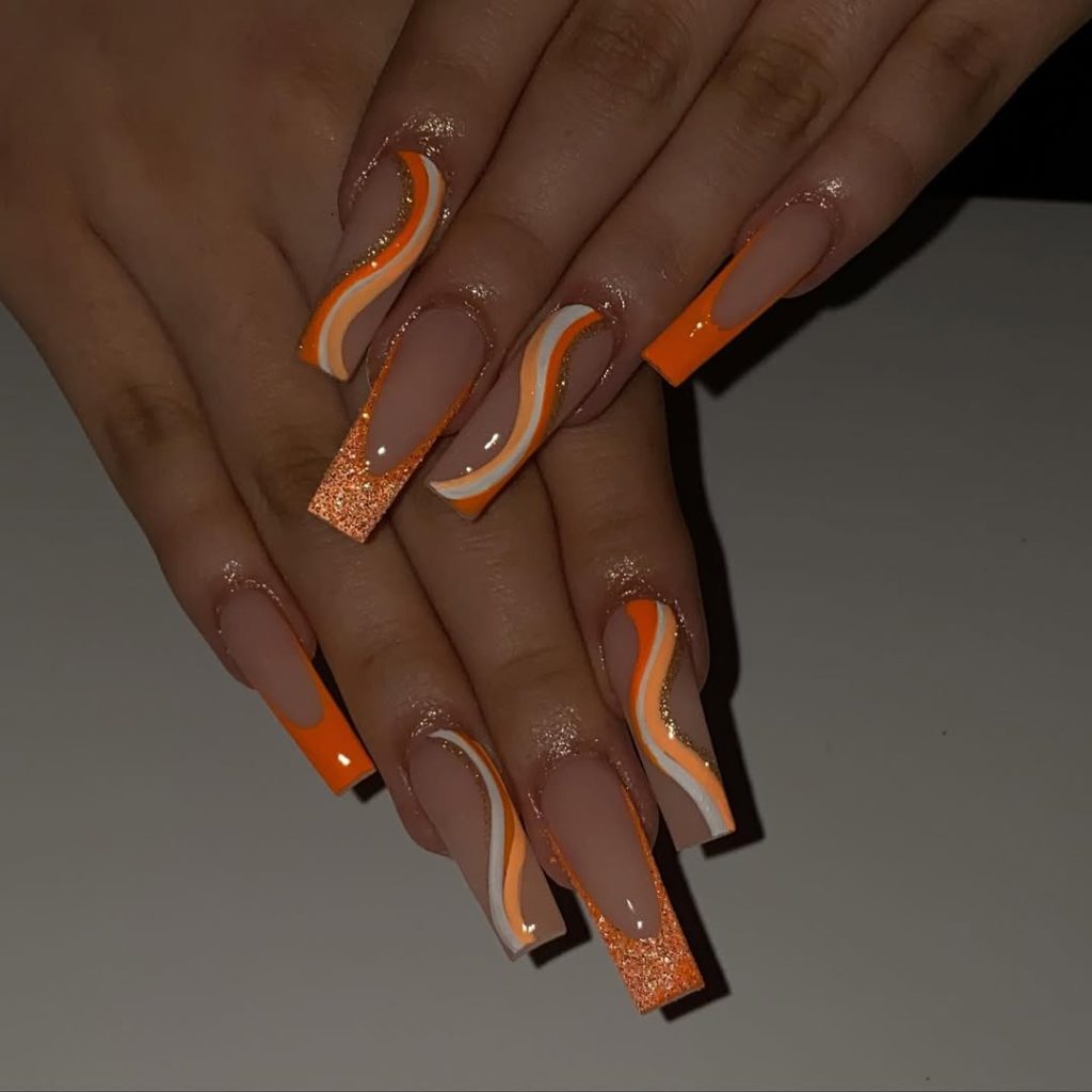 Retro Sunset Waves